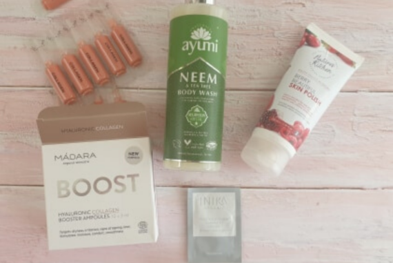 The LoveLula Beauty Box - April 2020