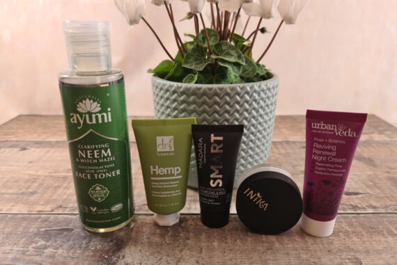 The LoveLula Beauty Box - September 2020