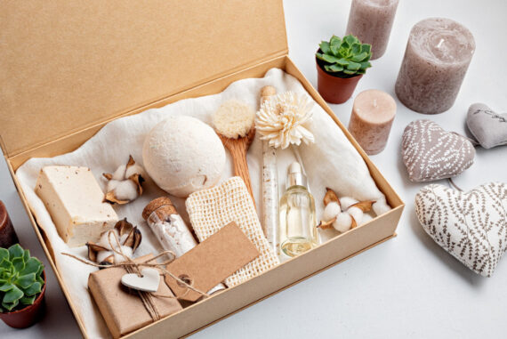 How to Have a Plastic-Free and Natural Beauty Routine