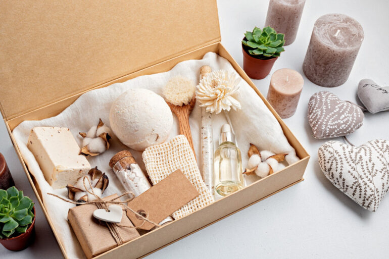 How to Have a Plastic-Free and Natural Beauty Routine
