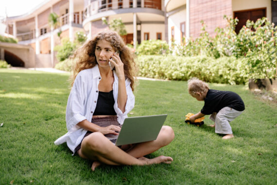 How To Stop Being That Parent That Is on Your Phone!