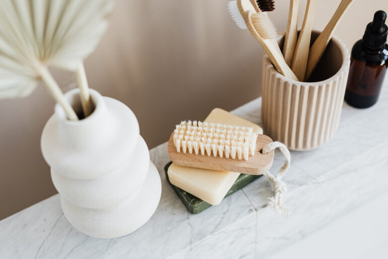 Oral Hacks: 5 Tips to a Better Oral Hygiene Routine