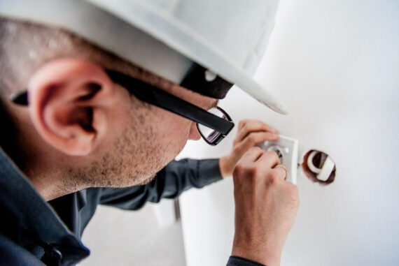 How To Become A Certified Electrician in San Diego