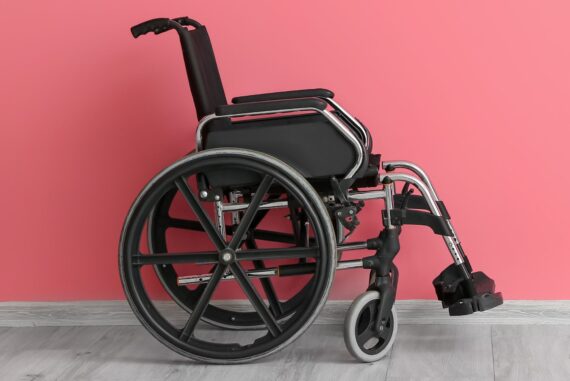 The Benefits of Using a Foldable Wheelchair