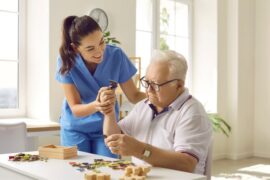 Tips for Families of Seniors With Alzheimer’s Disease