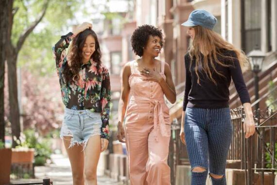 Being Social: The Best Ways To Make a Good Impression