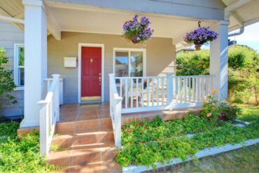 How To Keep Your Front Porch Welcoming in the Cooler Months