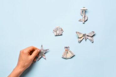 5 Unique Ways To Give Money to a Relative