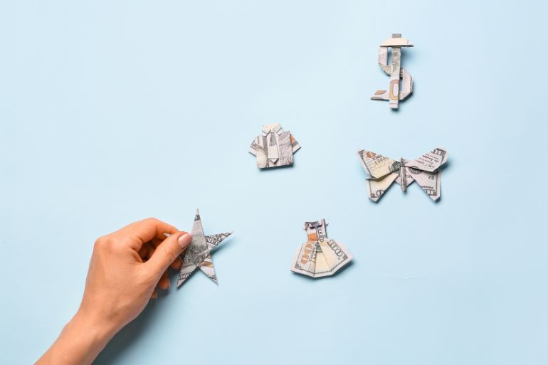 5 Unique Ways To Give Money to a Relative