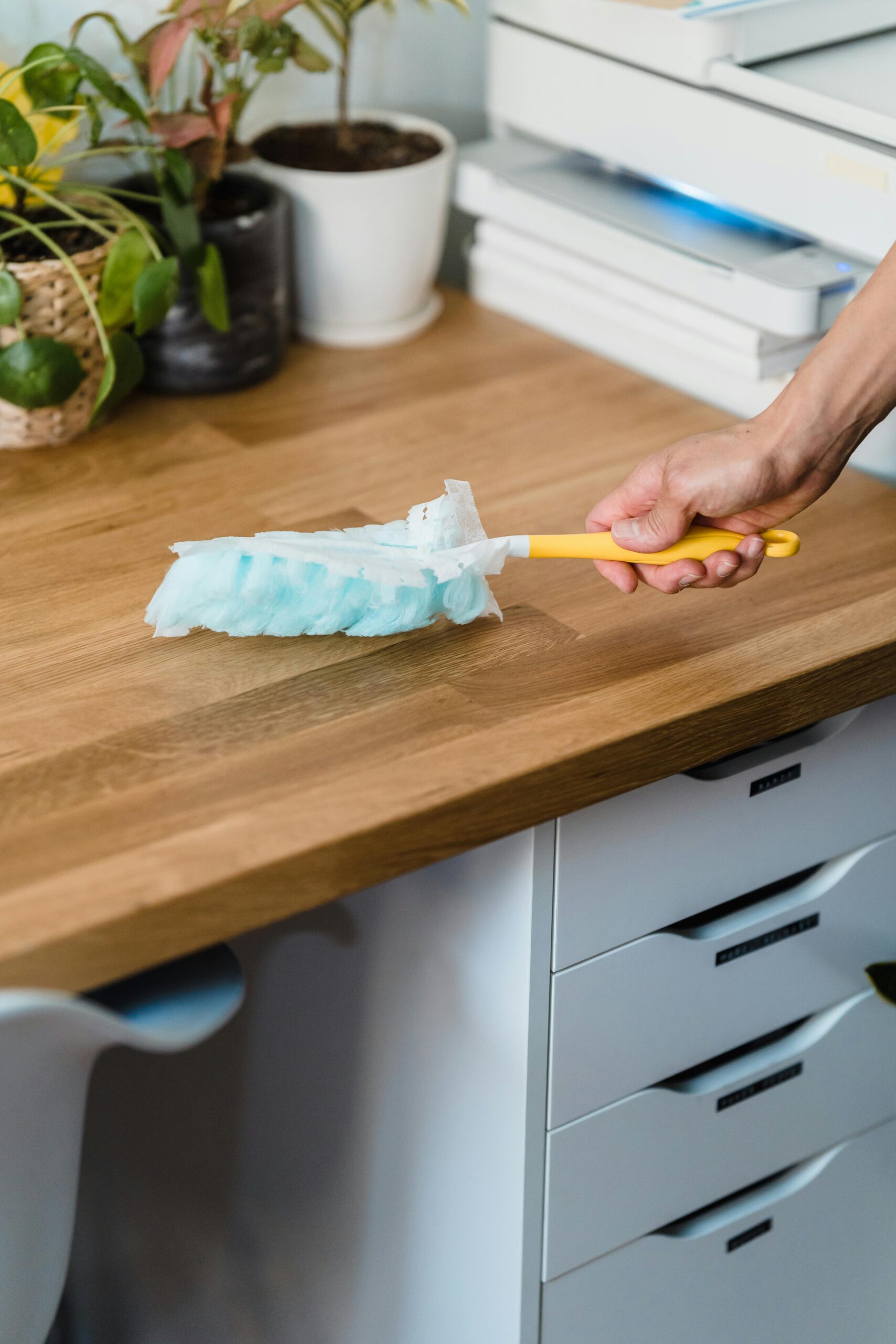Cleaning office space 