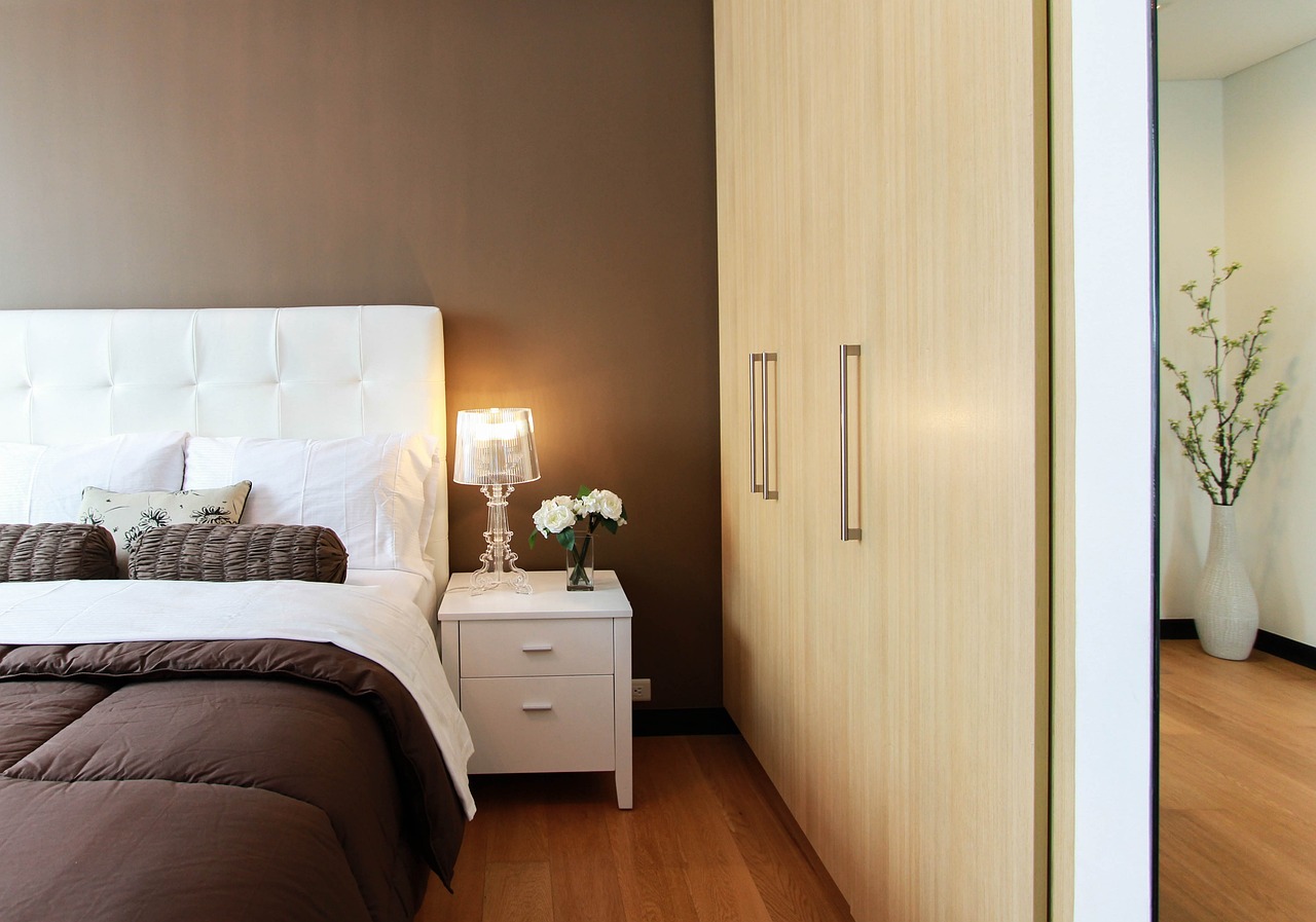 Grown up bedroom