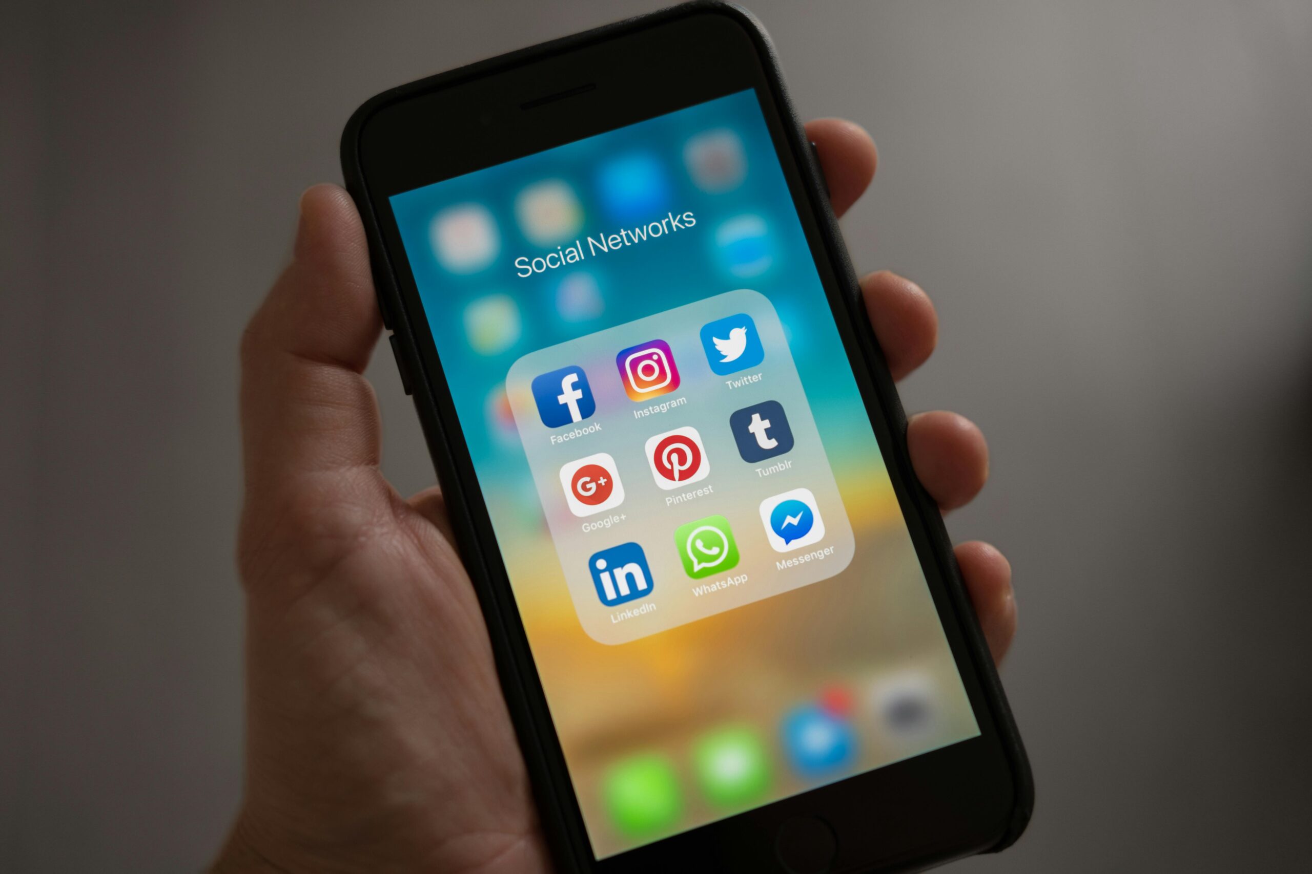 Social media influencer 