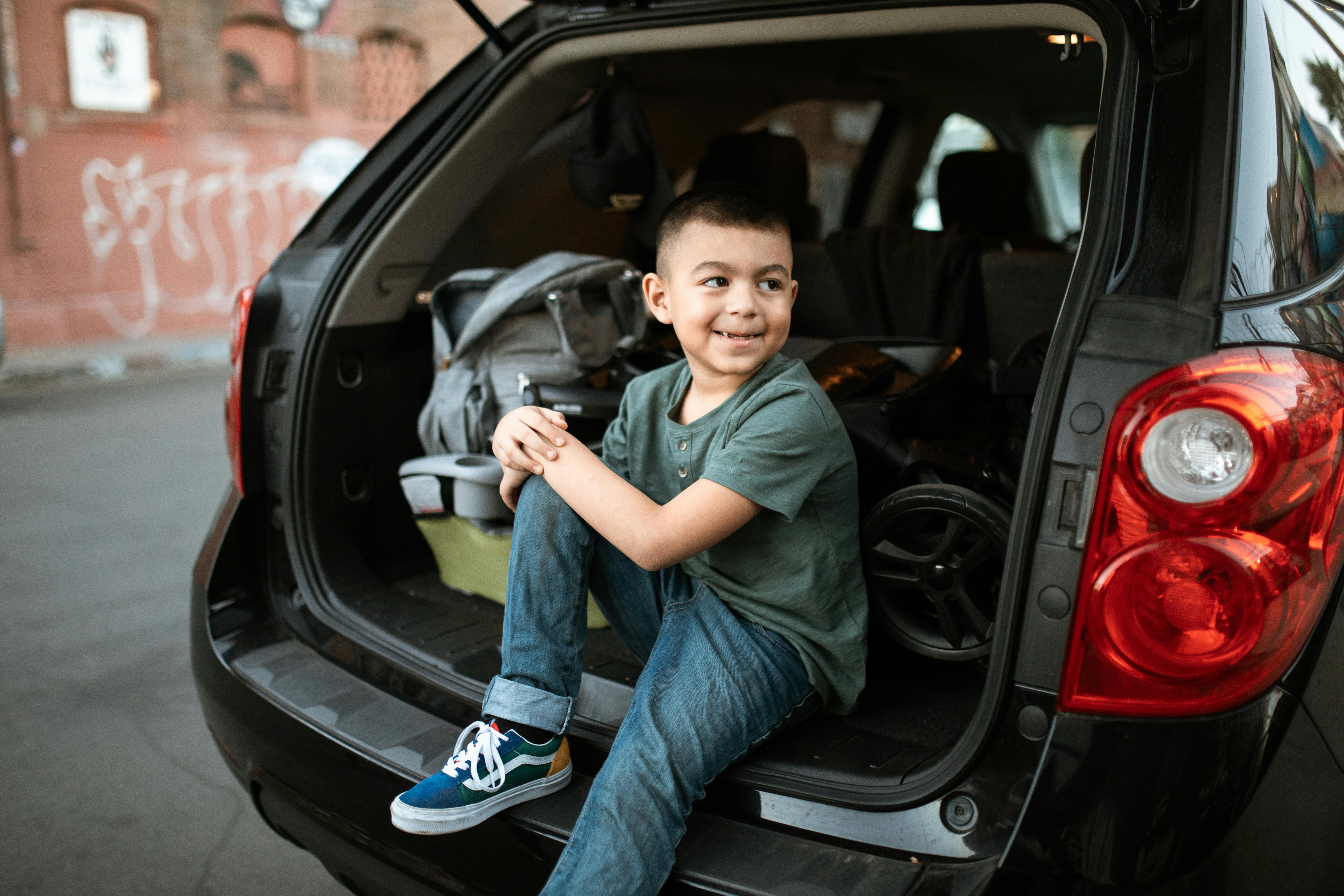 Minimalism in the Boot: What I Actually Keep in My Car
