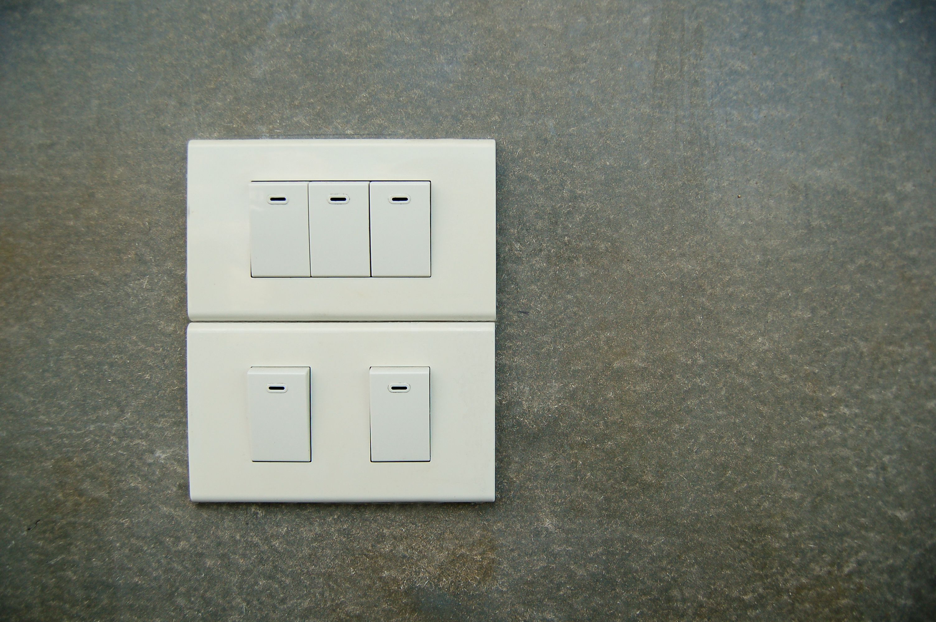 Signs Your Home Needs an Electrical Inspection