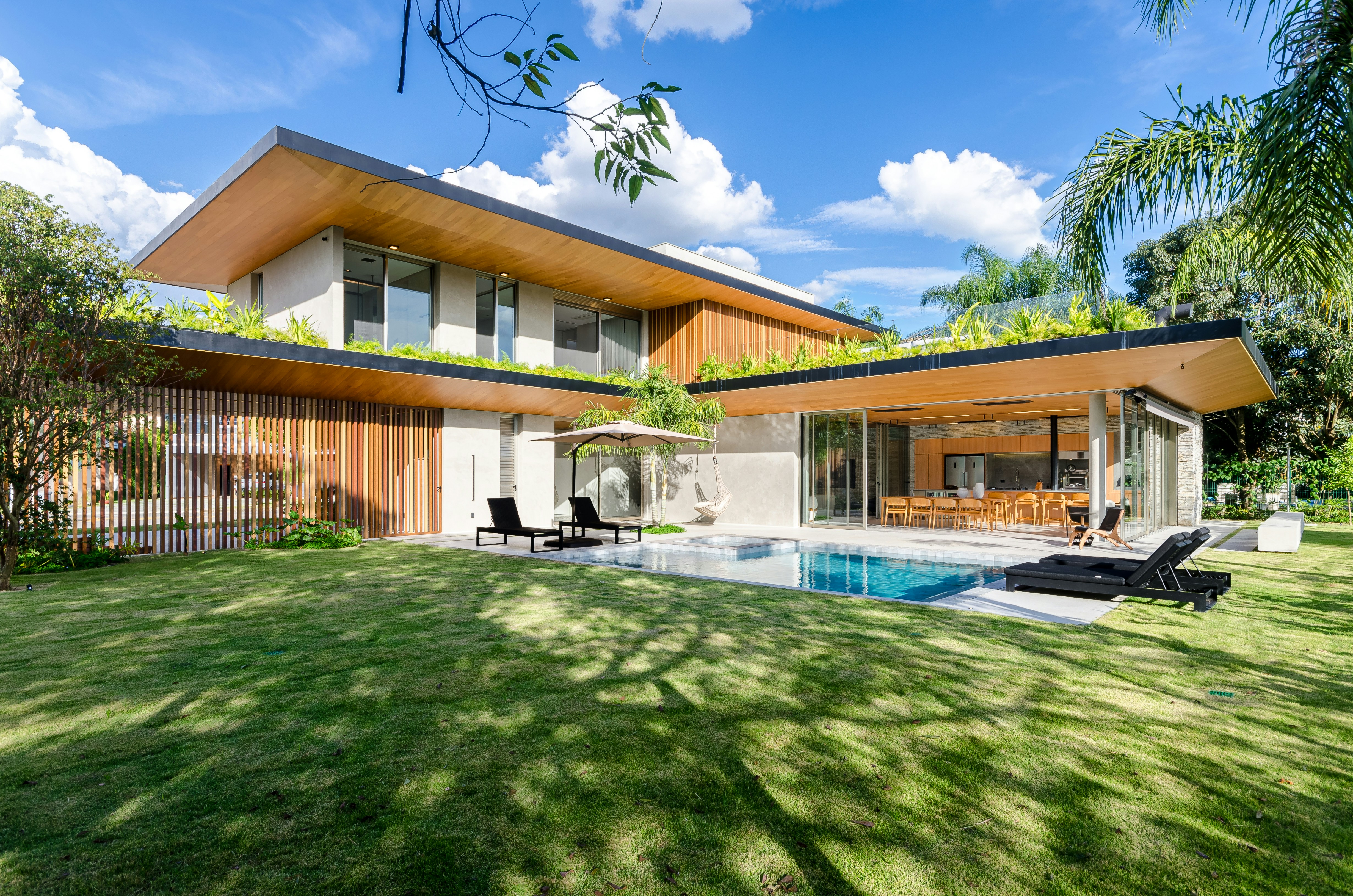 5 Sustainable Upgrades That Enhance Kerb Appeal